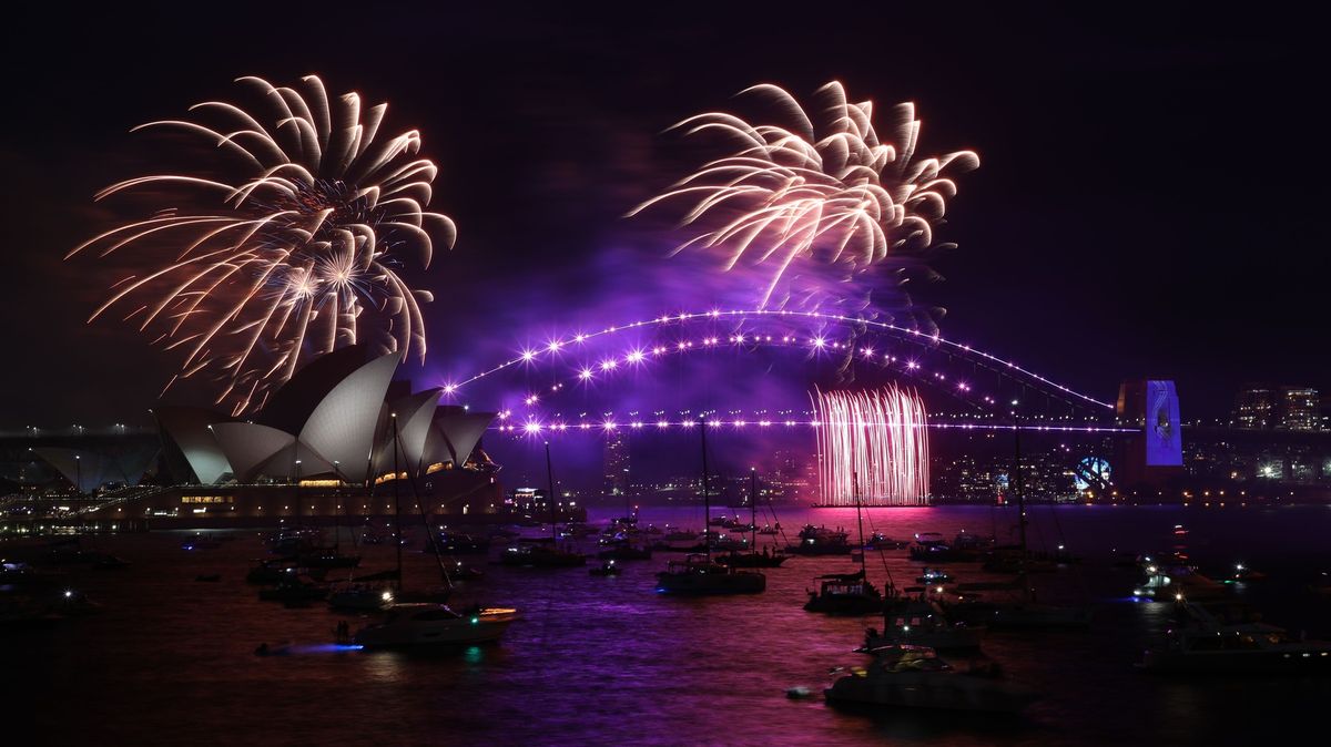Rok 2022 už začal na Vánočním ostrově, ve většině Austrálie i v Japonsku